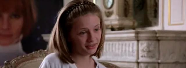 查理兹·塞隆|曾经的“全球10大女神”现状:有人美貌翻车,有人连房租也交不起