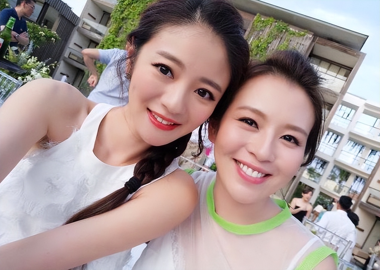 李承铉|李承铉被前任闺蜜挑衅！戚薇：关系不普通又如何？联系方式留下