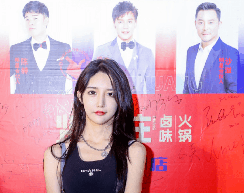 陈赫|“千亿富豪”陈赫:为张子萱付300万赎身费,靠副业资产破千亿?