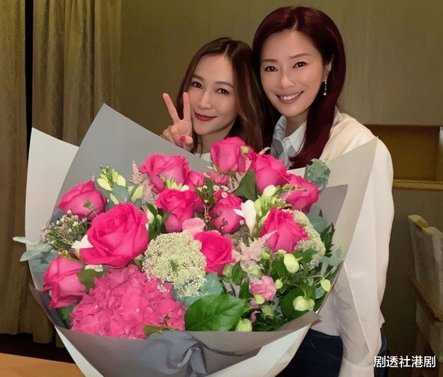 TVB|香港名模再婚成TVB主席夫人!49岁仍风韵犹存,遭前夫出轨背叛