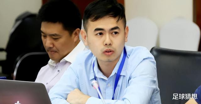 西装|毕业生好不容易考入国企,为何又选择离职?其中原因现实又无奈