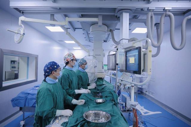 运动|半年内夫妻相继肺栓塞，医生提醒：手术后卧床不动最危险