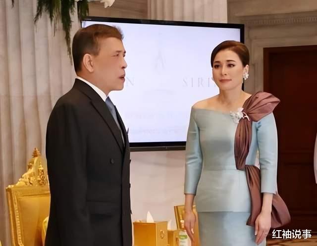 苏提达|苏提达放飞自我！身穿一字肩礼服好性感，惹得70岁泰王频频回头