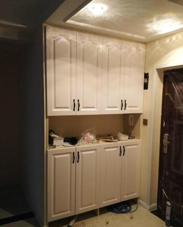 新房唯一的阳台被加高,媳妇直接当作午休区,那衣服晾哪?