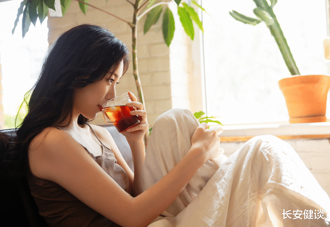 中老年人|上了年龄要戒茶?专家:中老年人应做到2喝3不喝,早看早受益