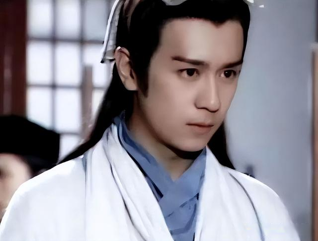 人到中年|这8位知名男星,年轻时迷倒万千女性,人到中年颜值大变样