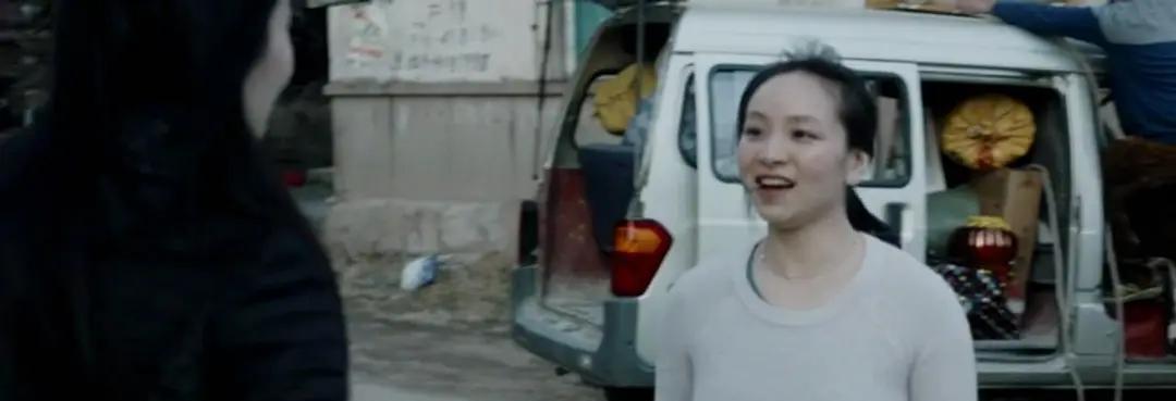 站街女|这个堕落成巴黎站街女的中国女人，撕开了我们难以启齿的“隐秘”