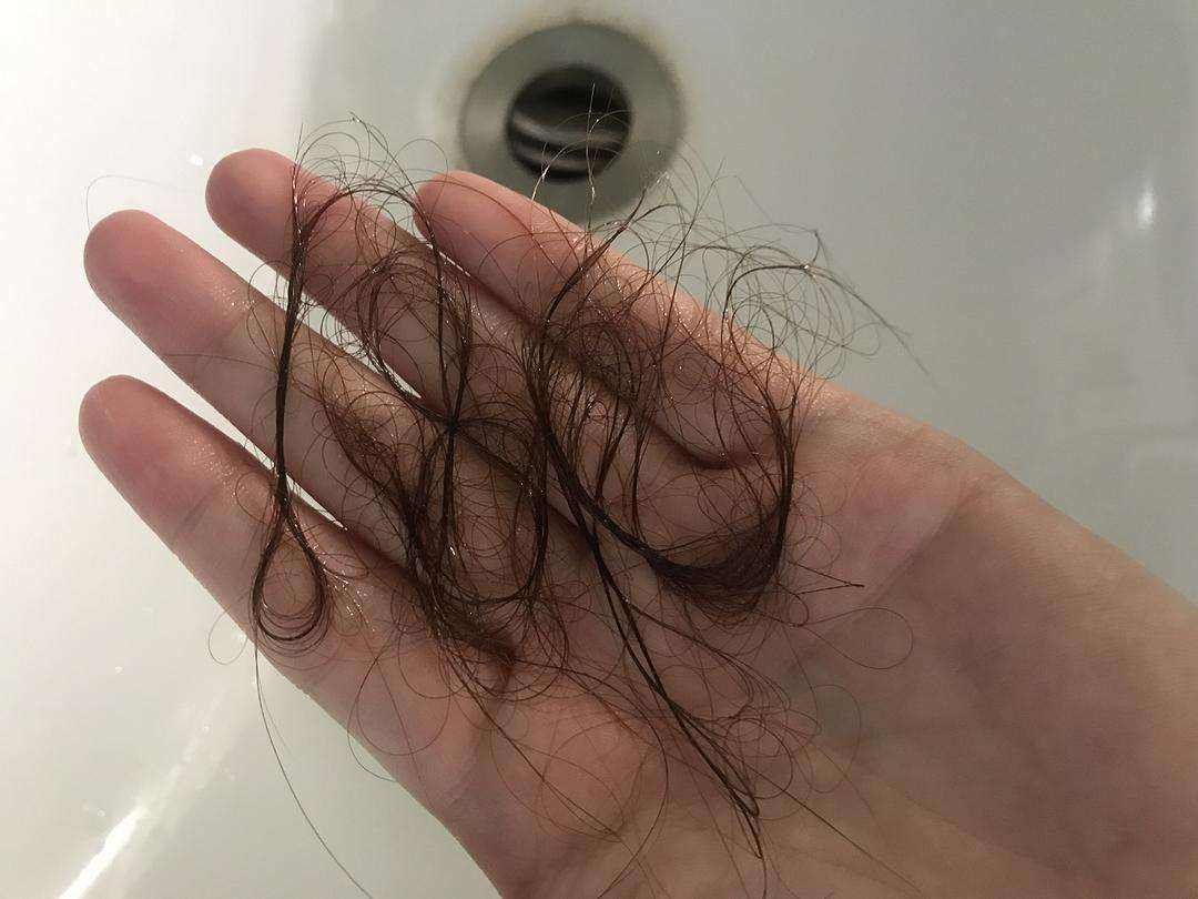 穿衣搭配 不同发质适合什么洗发水呢？