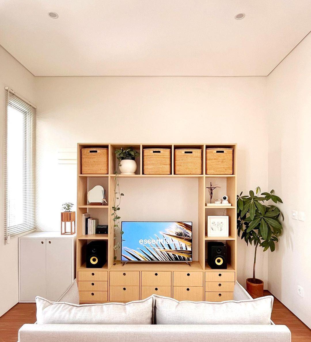 109㎡“过渡房”,上下2层小复式,院子里洗衣晾晒,日子过得惬意