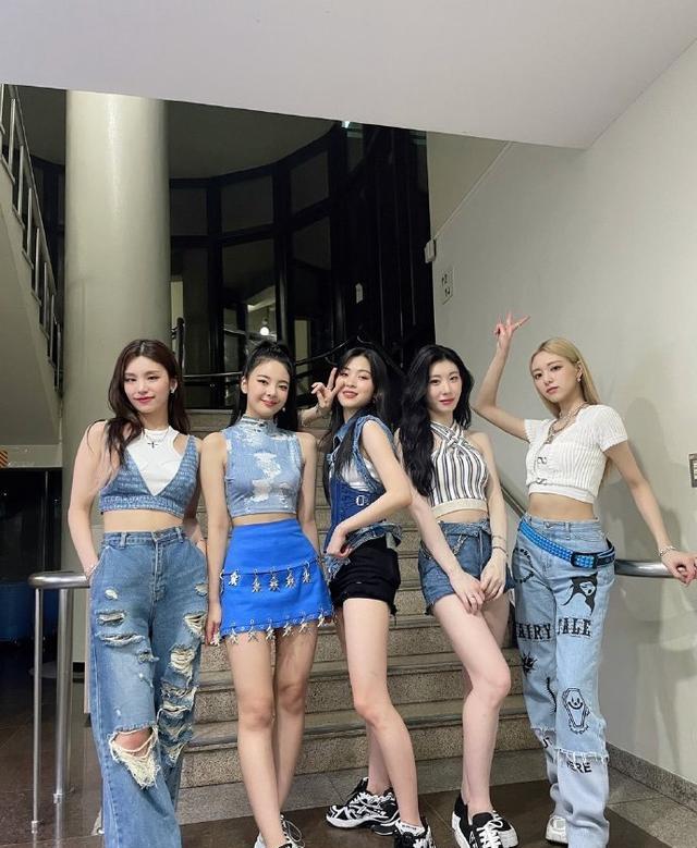 itzy|ITZY新曲旋律抓耳，不过音源成绩并不理想，前两次回归失利影响大