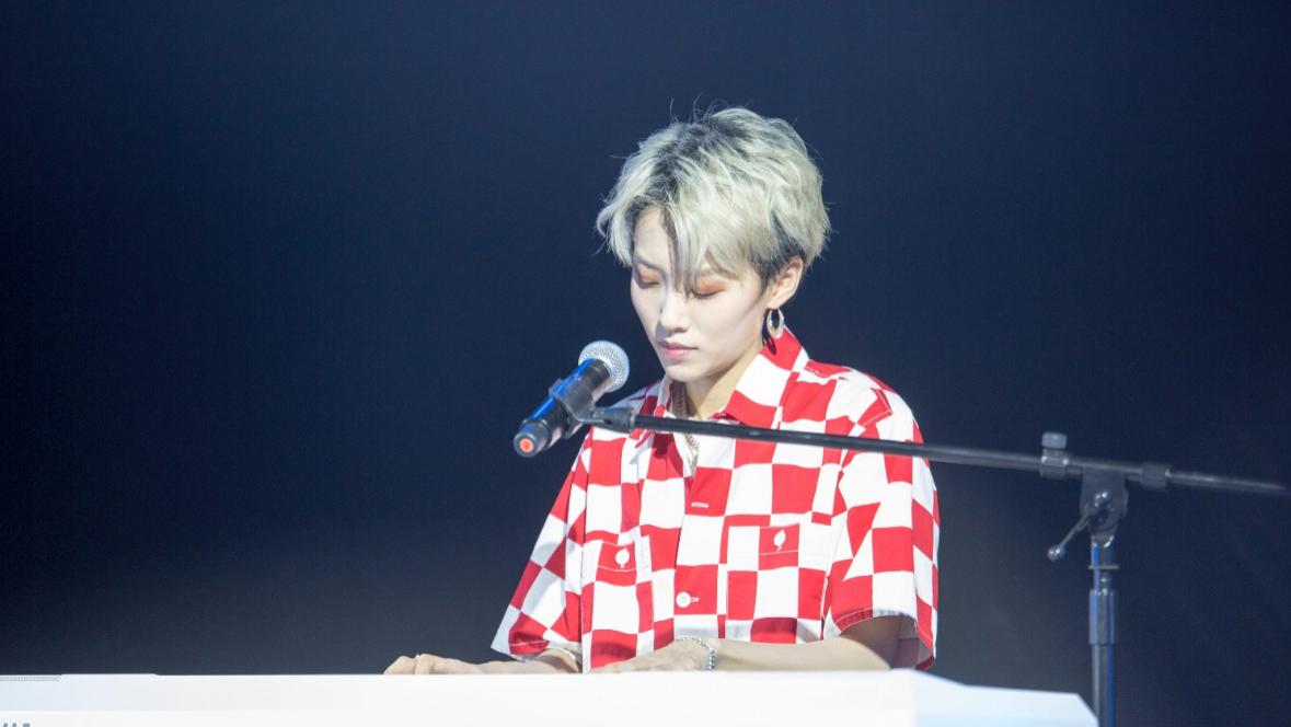 刘雨昕|刘雨昕的真诚和真实，是在对世界的真诚和真实，不伤害他人的真实