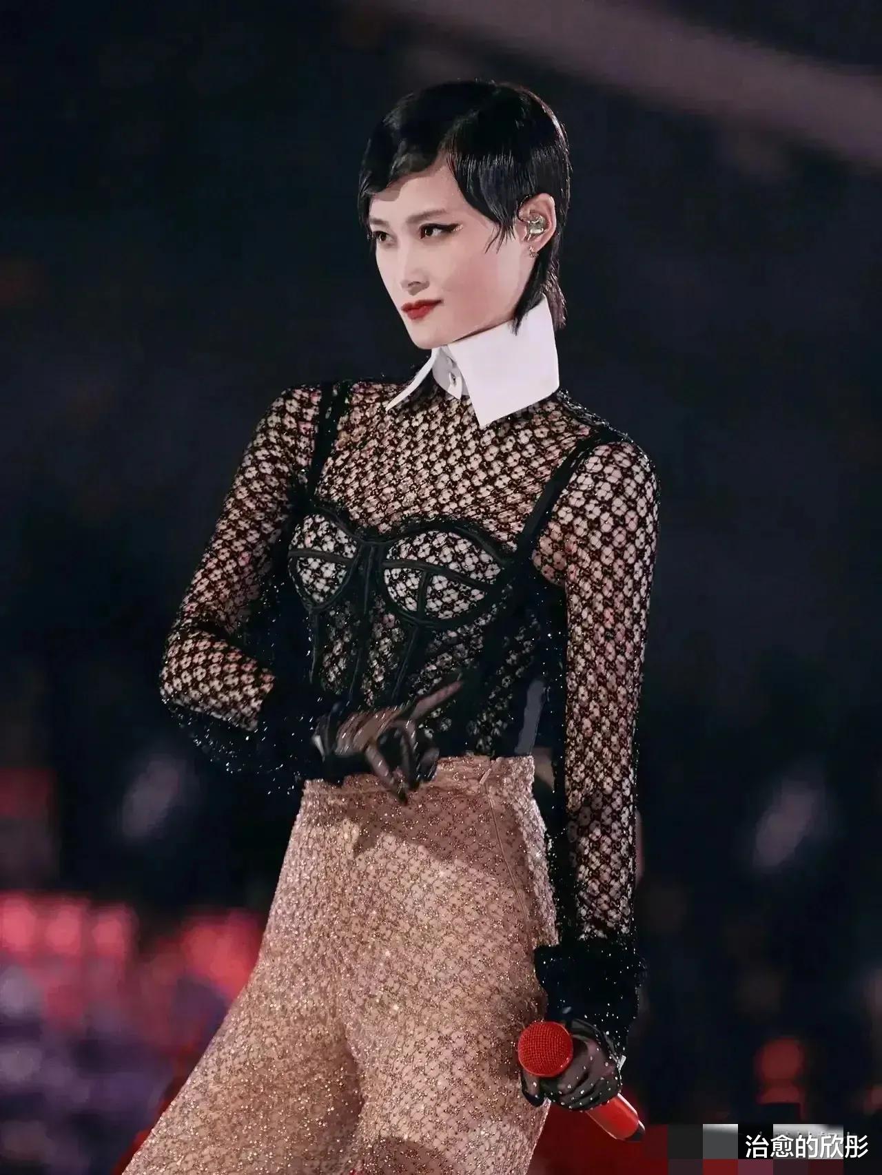 李宇春|终于知道中国女歌王李宇春，为什么到一把年纪还嫁不出去了