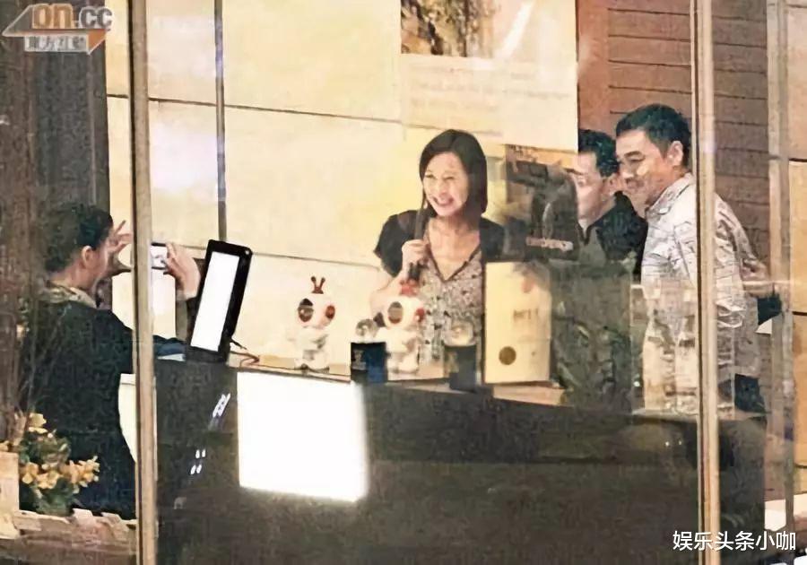 娱乐圈|他俩的爱情，美的让人无法挑剔！