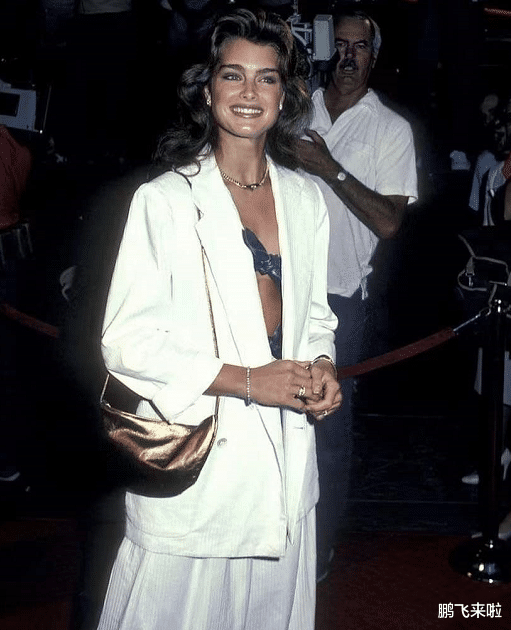 波姬·小丝|波姬·小丝:80年代的绝代美人 拒绝天王多次求婚 56岁却让人认不出