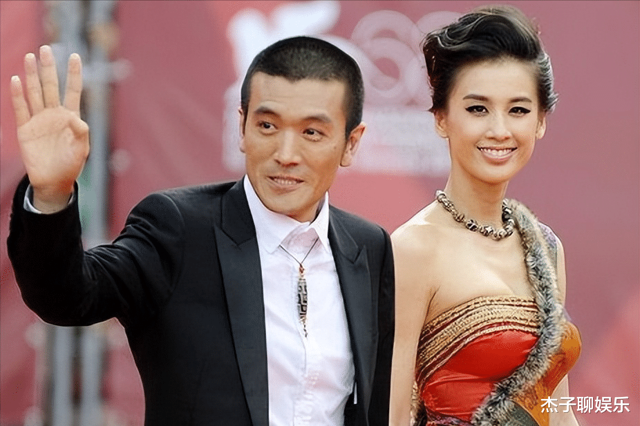 黄圣依|杨子连发4条动态称算了，清空与黄圣依有关视频，二人被疑婚变？