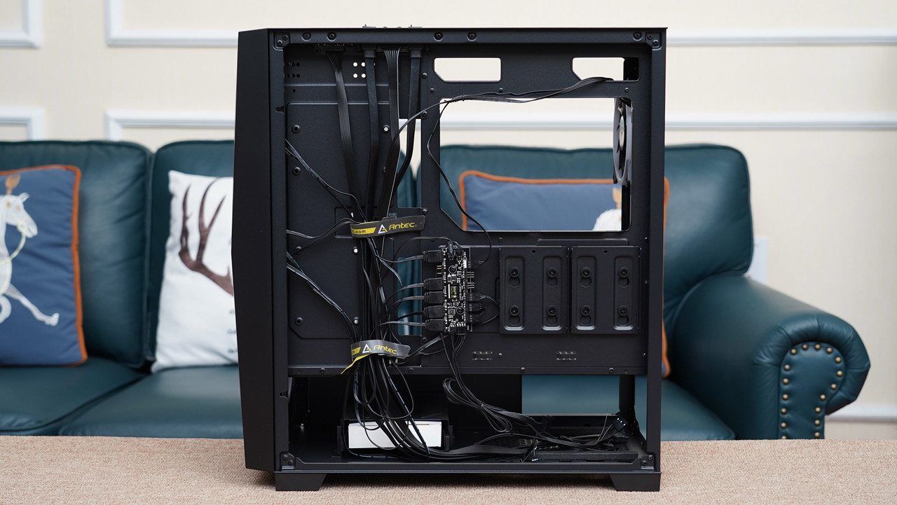 机箱|散热强，灯效炫，安钛克 DF800Flux开箱及装机体验分享