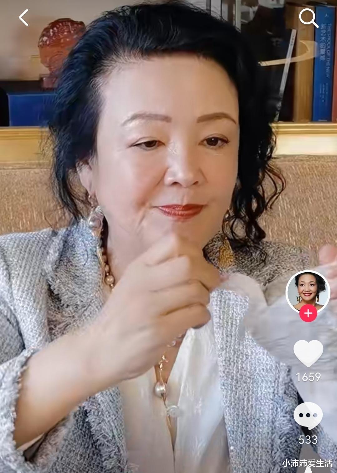 大S|大S再婚,网友跑去张兰直播下面留言,她的表现堪称婆婆典范