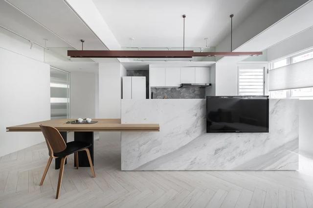 走进她家,才知道什么叫好看与实用并存,光一个客厅就人见人夸