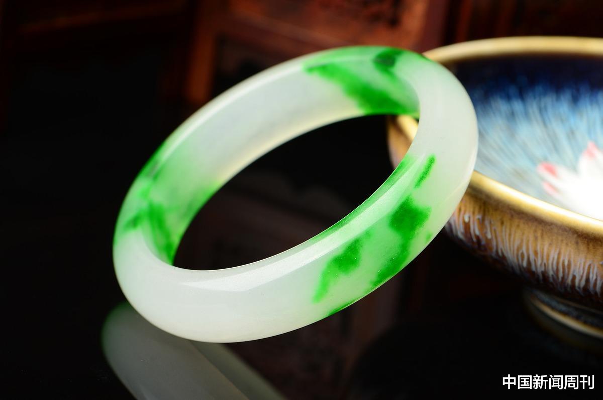 翡翠|天天鉴宝“暴雷”,文玩电商还是一门好生意吗