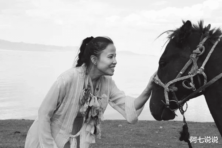 朱哲琴|娱乐圈“异类”朱哲琴：国际上声誉比王菲高，不走穴不接代言