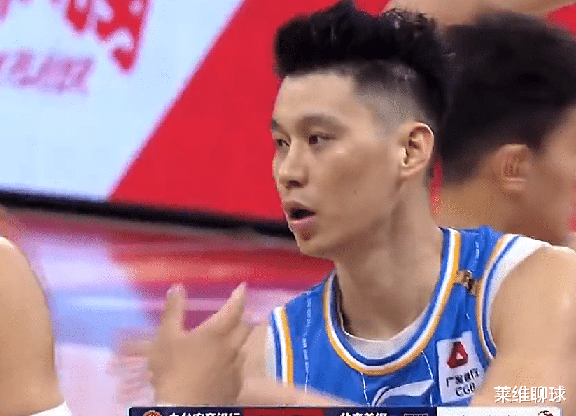 琼斯|开局0-16书豪扮演救世主！豪哥带队轰16-3翻盘，力压CBA詹皇琼斯