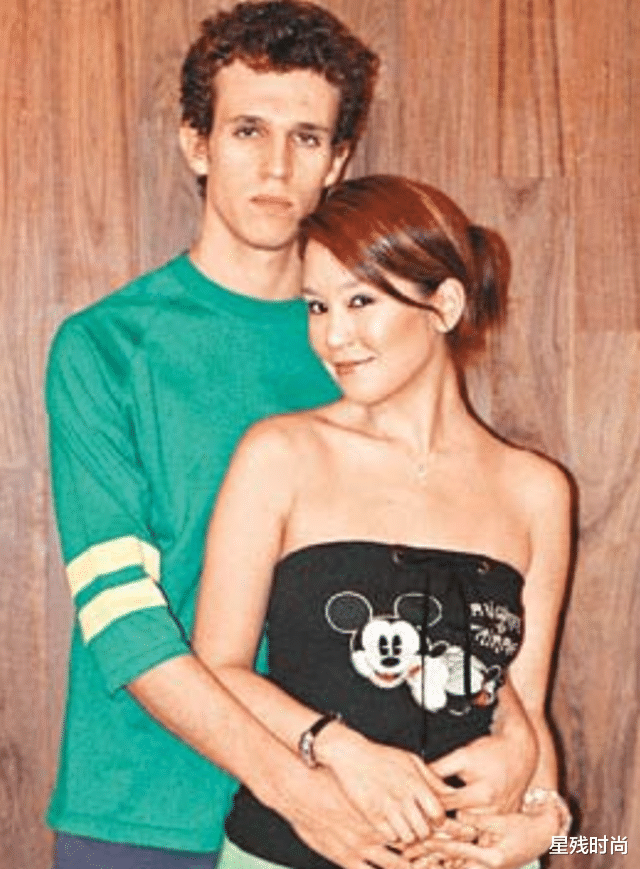 陈冠希姐姐健身房秀身材！与黑人男友交往3年