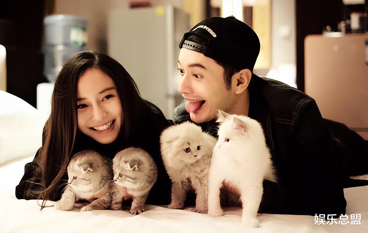 Angelababy|Baby现身机场,百万包包抢镜,但脚踩万元凉拖搭配随意“接地气”