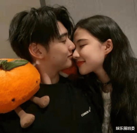 焉栩嘉|20岁流量男星又塌房!与美女同回爱巢似老夫老妻,1年前曾发誓不恋爱