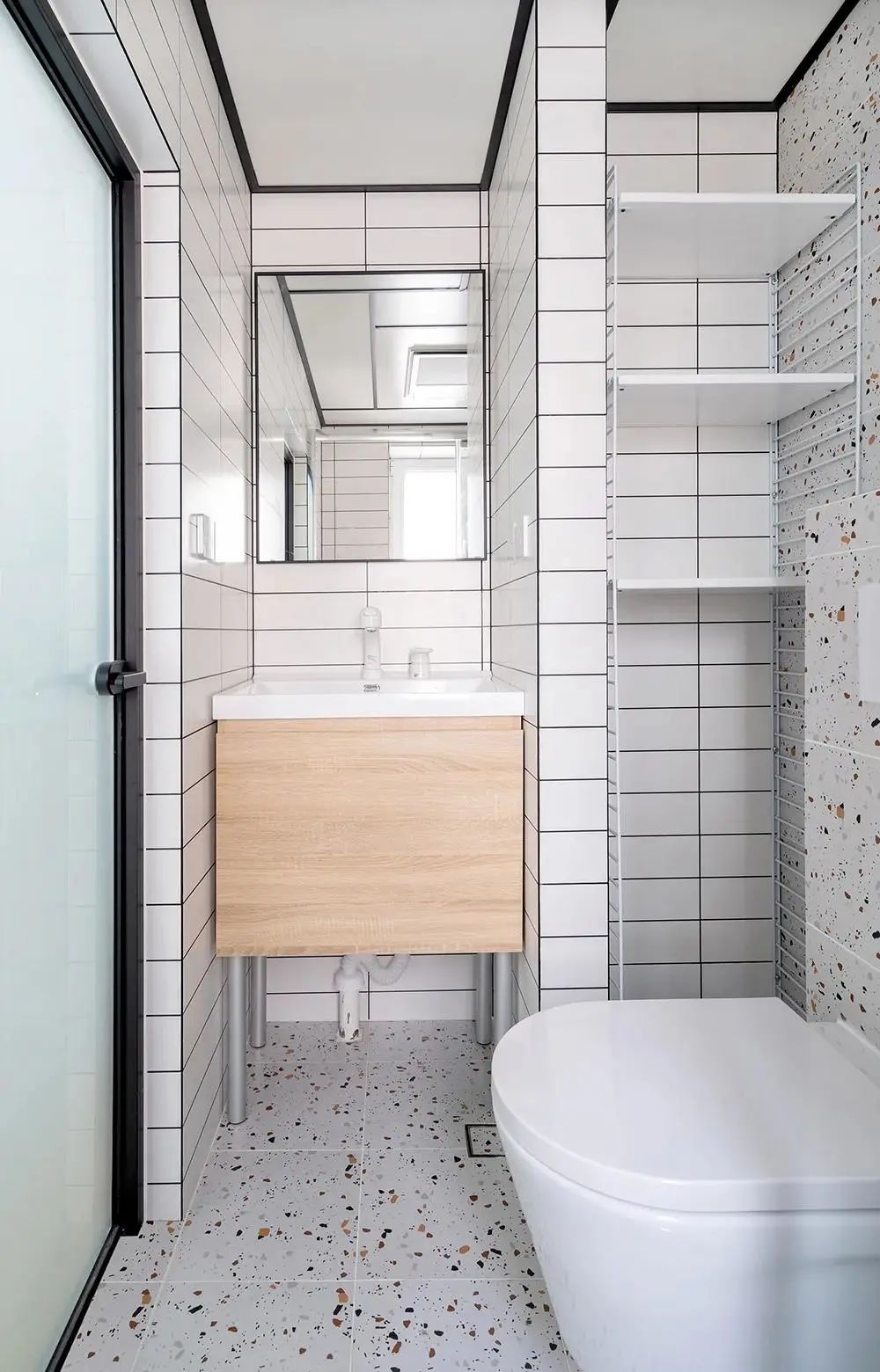 90后女孩的25㎡开间小公寓，简洁却很温馨舒适，蜗居照样不将就！