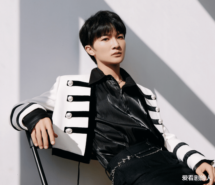 王一博|周深《意犹在》MV发布，“刀光剑影深”来了，热血、超燃、好听！