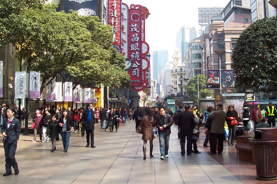 安徽|上海市中心著名好玩的步行街,每天迎来成千上万人,拥挤不堪