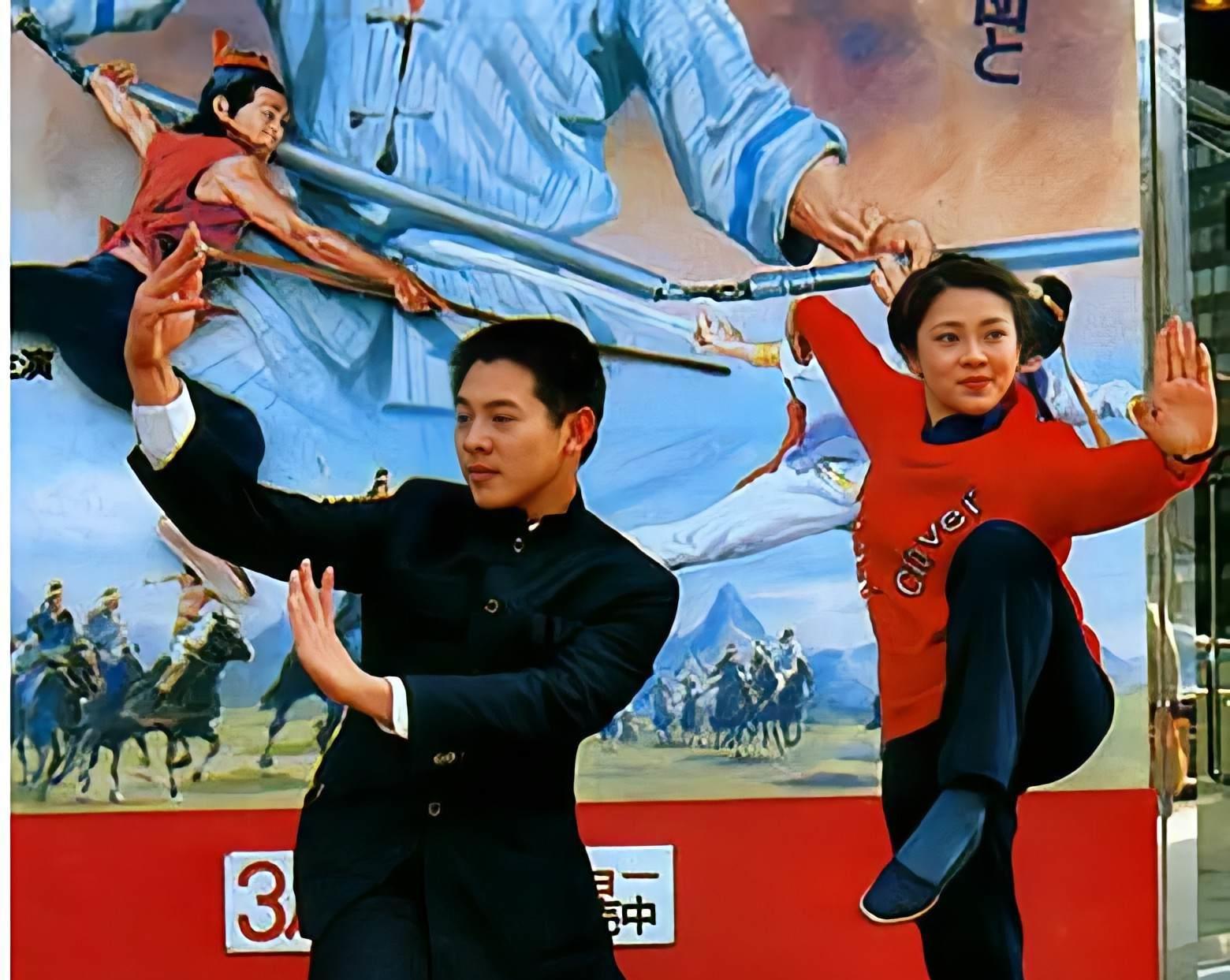 利智|同父不同命，利智女儿闻名中外，黄秋燕女儿籍籍无名