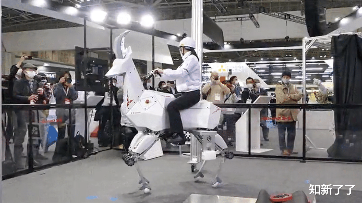 机器人|川崎的可骑乘“机器人山羊”是流浪牛仔的新世纪坐骑