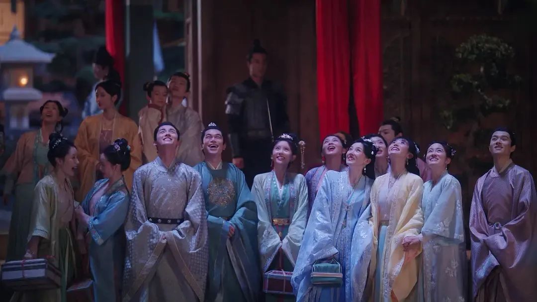 飞机陷落|都在夸「下饭剧」，我却夸不出口