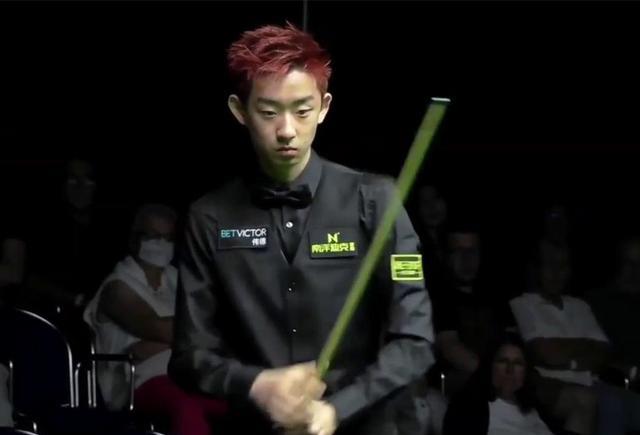 斯佳辉|5-4！中国斯诺克小将创造惊喜，职业生涯首次晋级八强