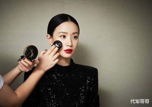 电影|30岁李梦近况曝光,戏份曾被全删,一手好牌却被自己打得稀烂