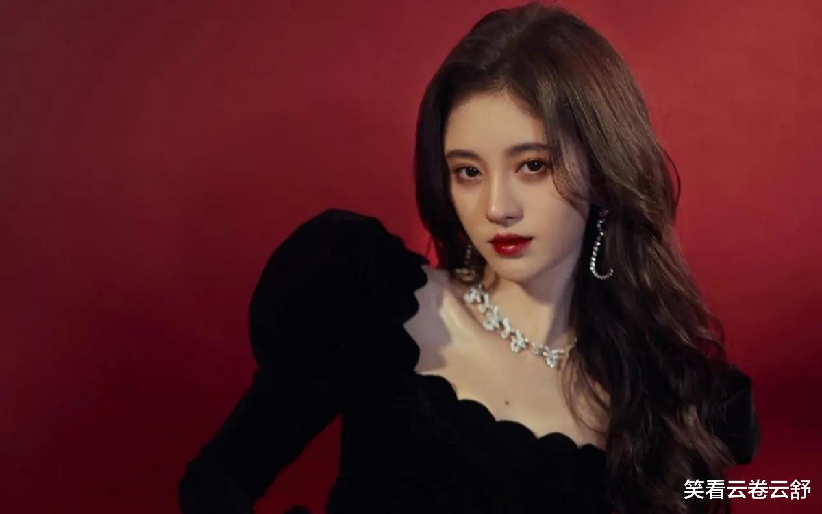 整容|有种倔强叫“我没整容”！明明从大饼脸变成了V脸，当观众瞎吗？