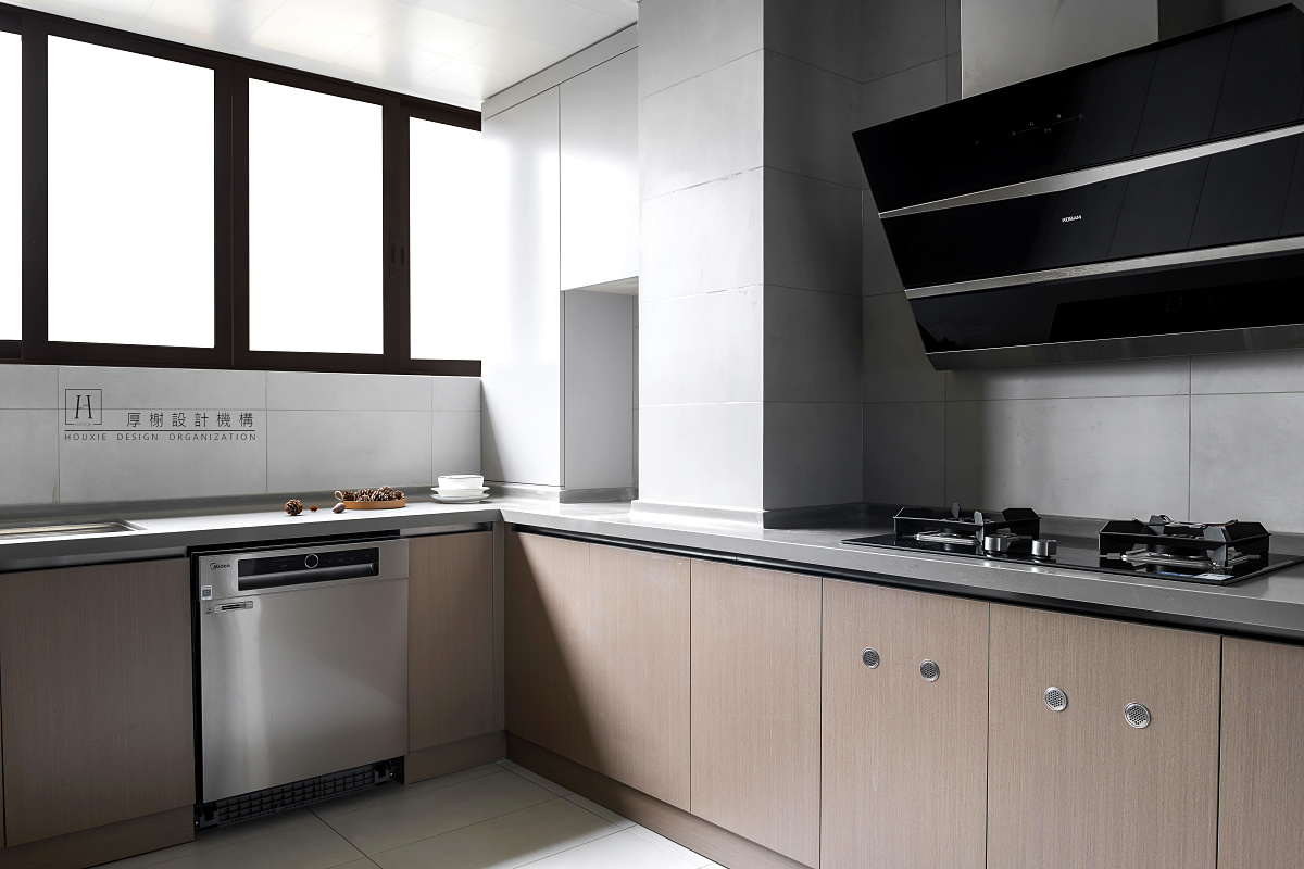 厚榭作品:越纯粹越高级,龙湖开元晶蓝115㎡现代风