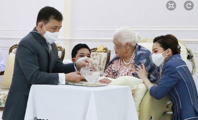 西拉米|苏提达贺寿诗丽吉诞辰，暖心体贴情商在线，西拉米母子难以出镜