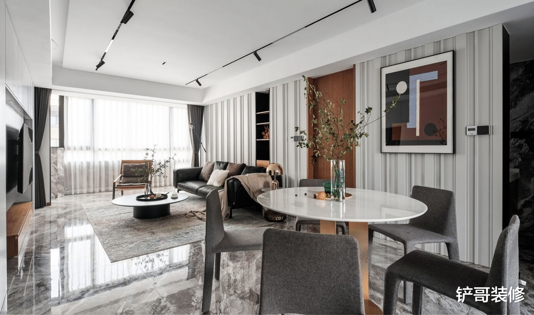 122平的新房，由父母亲自监督装修，给小两口创造属于他们的家！