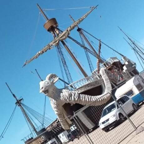 海贼王|海贼王真人版片场照片曝光,处刑台、海上餐厅、梅丽号都出来了