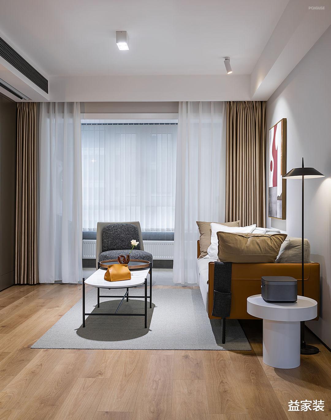 99平现代简约的新家,没有花哨的设计,但足够温馨