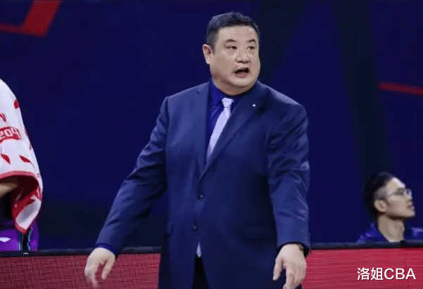 徐杰|CBA三消息：山东新帅遗憾下课，李京龙地位不稳，徐杰自主练三分