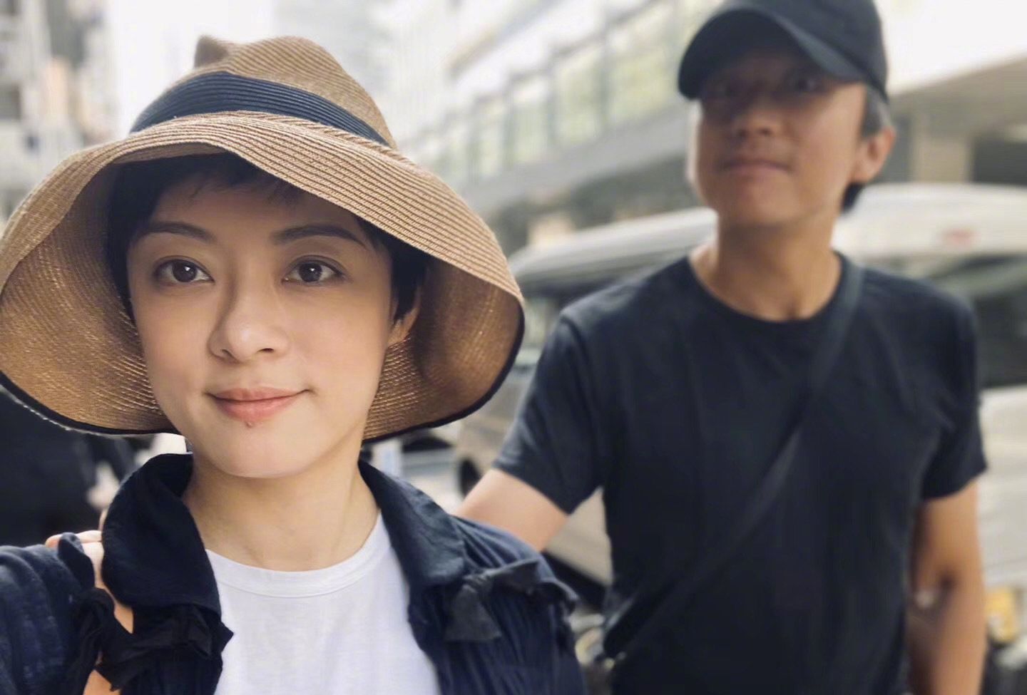 邓超|薇娅逃税只是冰山一角？邓超孙俪牵扯2亿大案，冯小刚终大仇得报