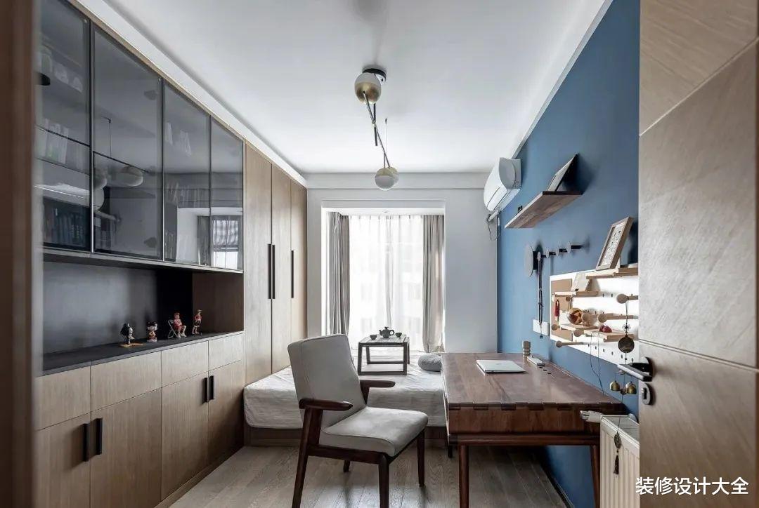 115㎡现代简约三室,储藏室隔出玄关,北阳台改出西厨!