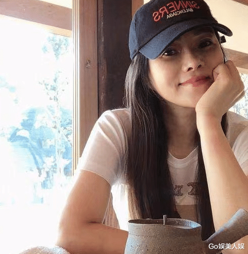 靳东|离不开精修图的6位“不老女神”：赵雅芝状态差，温碧霞脸部僵硬