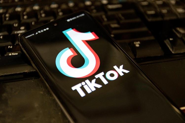 腾讯|Tik Tok拓展失利，亚马逊“落井下石”，网销带货，谁都想吃一口