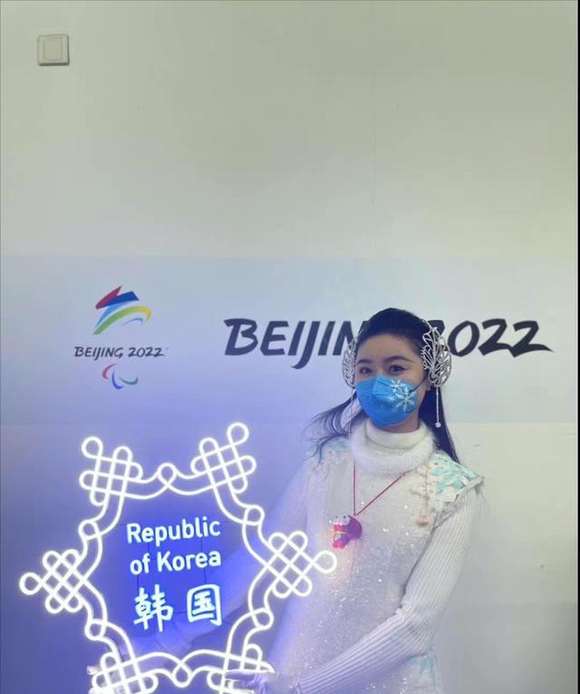 高君雨|点读机女孩20岁神似李兰迪！考名校成康辉师妹，父母拒绝进演艺圈