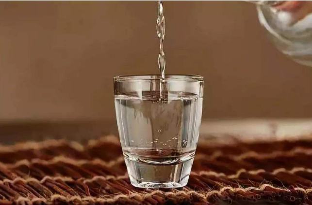 医生|蛋黄可以帮助消散结节？医生：不想甲状腺成“蜂窝煤”，2物趁早停止食用