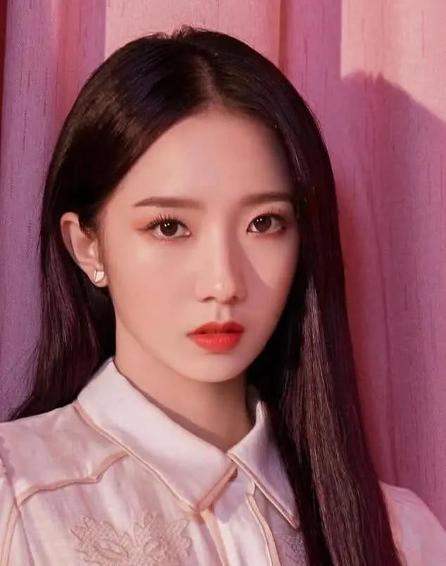 孟美岐|原为新生代流量明星，沦为劣迹艺人，孟美岐非一般的口碑坠落之路